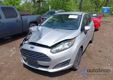 2014 Ford Fiesta Se z USA, uszkodzony, nr VIN 3FADP4EE6EM177462